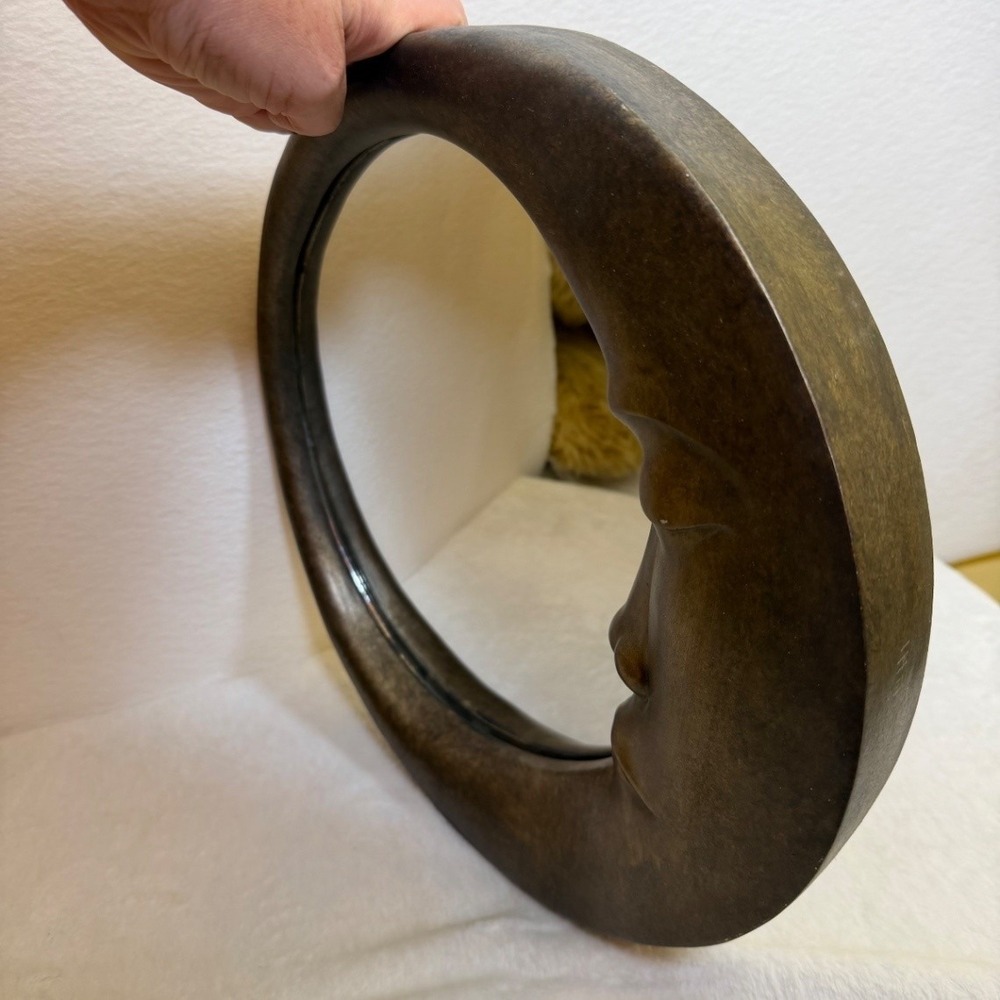 Vintage Celestial Gold Round Man in the Moon Face Accent Wall Mirror - Picture 5 of 8